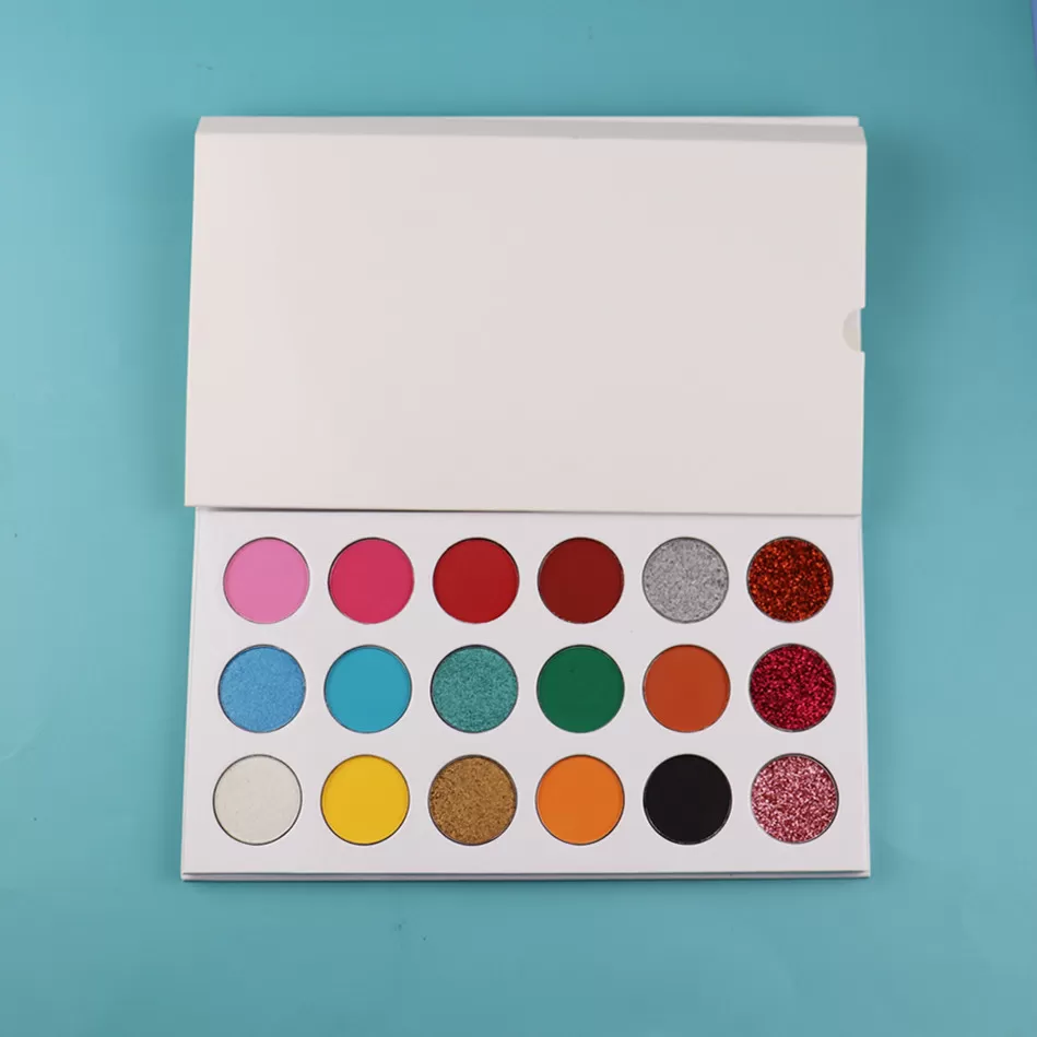 Customized 15 Colors Matte Shimmer Eyeshadow Palette Highly Pigmented DIY Your Own Eyeshadow