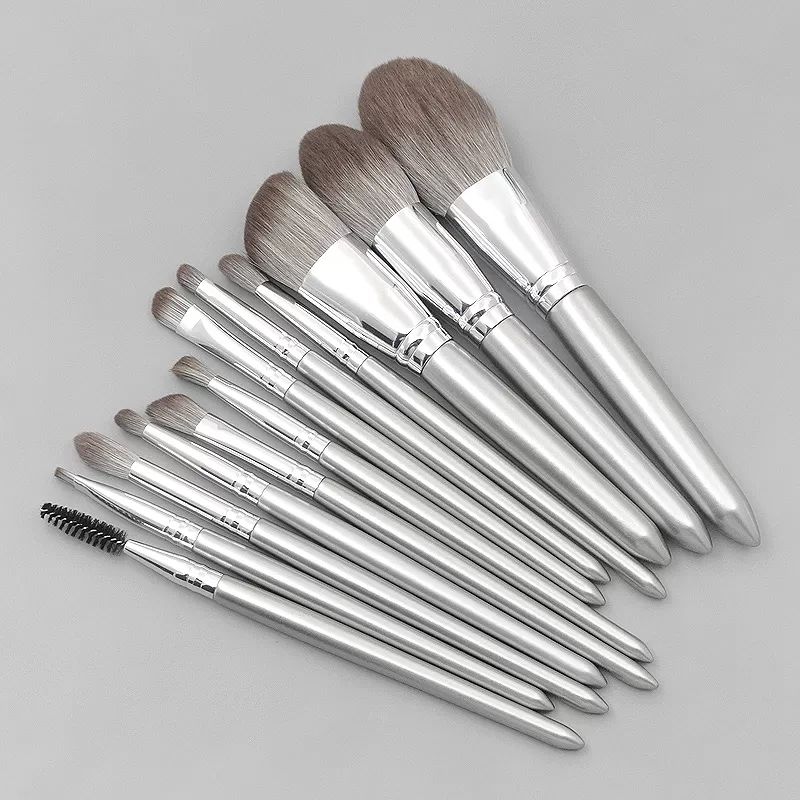 Custom 12PCS Makeup Brush Set Soft High Quality Goat Hair Makeup Brush