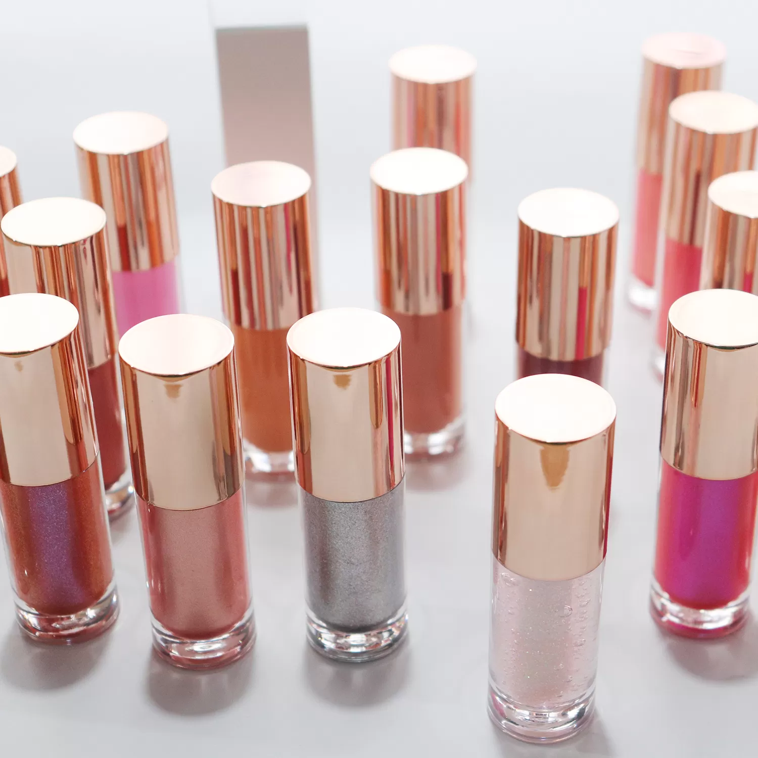 Hot Selling 20Colors Metallic Shimmer Gloss Moisturizing Lip Gloss Lightweight Formula Lipgloss